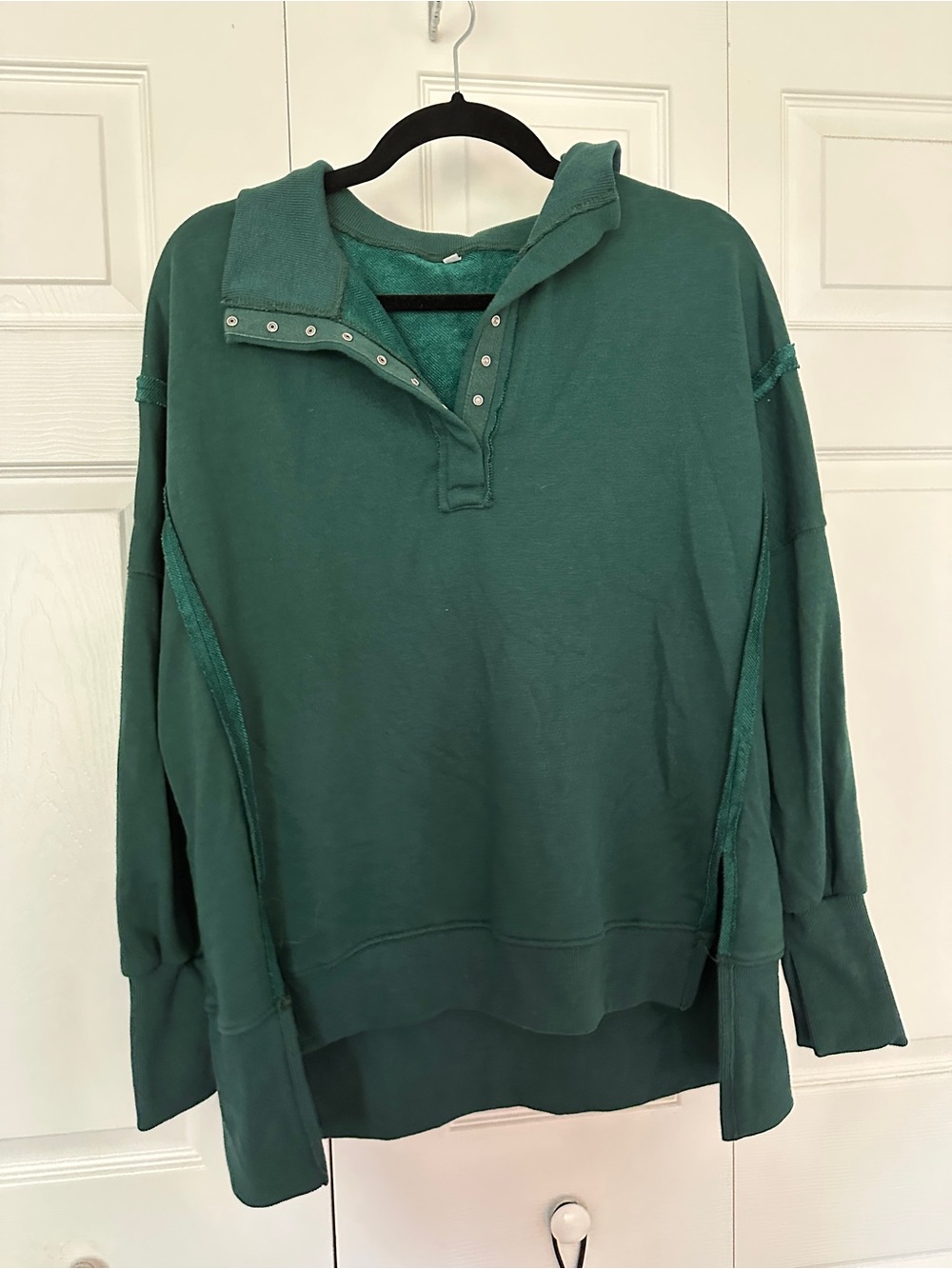 Amazon Essentials Button-Up Crewneck